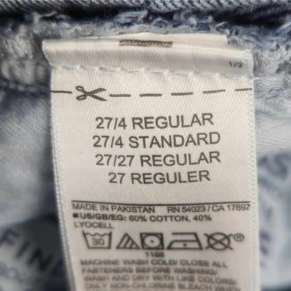 Gap Womens Size 27/4R Baggy Mid Rise Light Wash Jeans - Picture 9 of 16